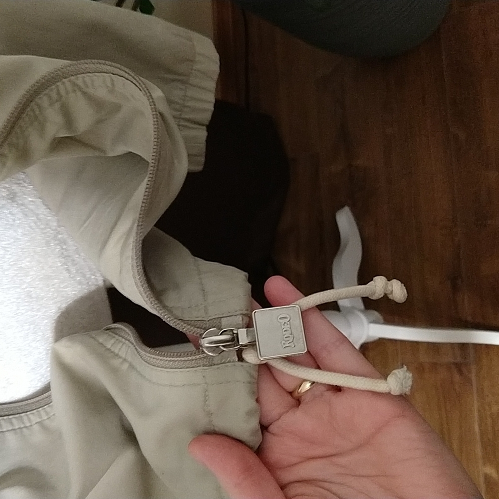 Vintage C&A Windbreaker - Picture 7 of 10
